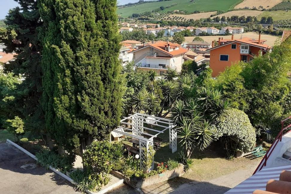 Pier Delle Vigne B&B Pineto Exterior foto
